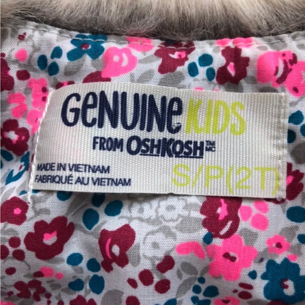 Osh Kosh 2T Faux Fur Vest - Picture 6 of 8